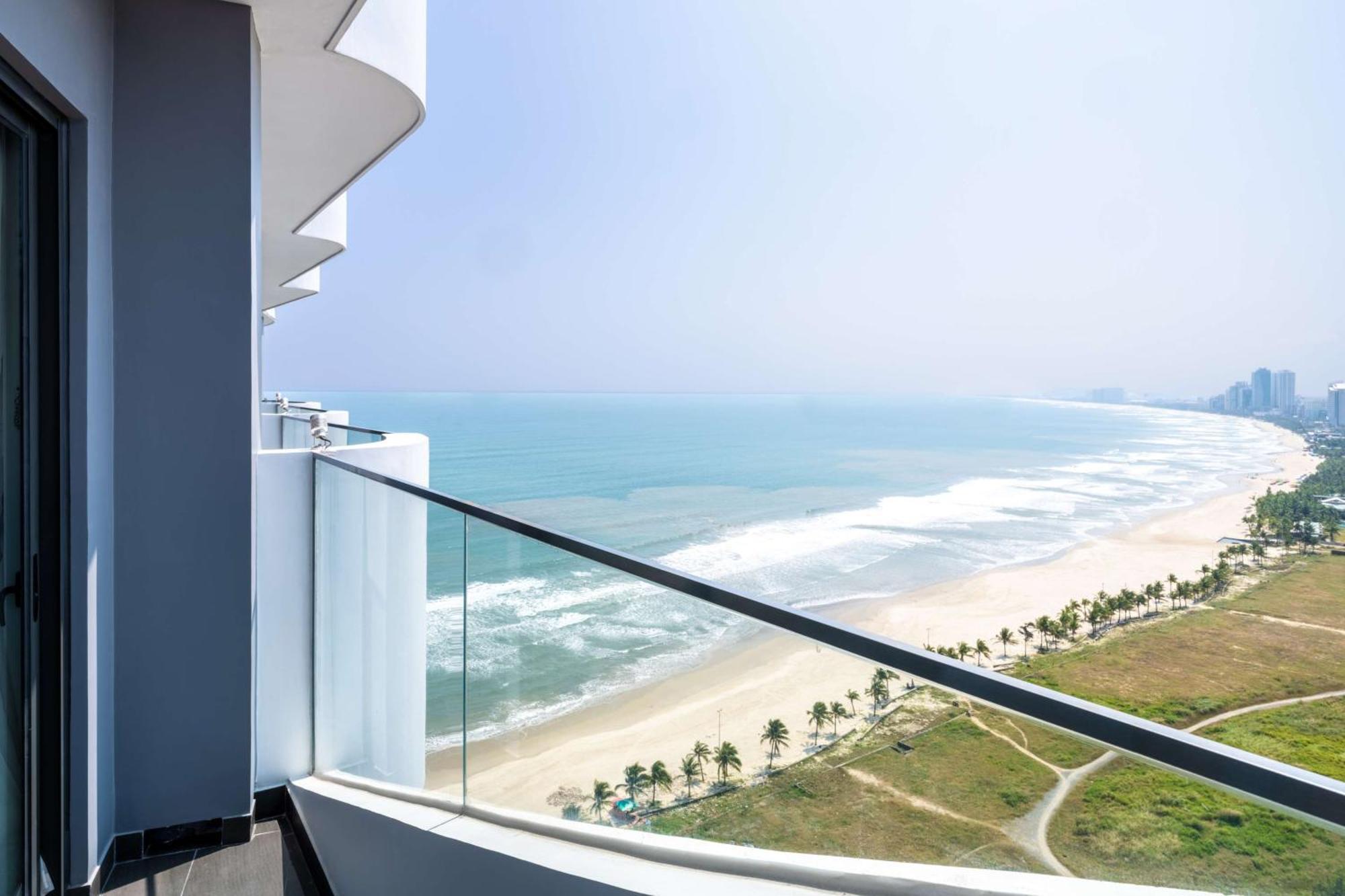 Hilton Garden Inn Đà Nẵng Kültér fotó